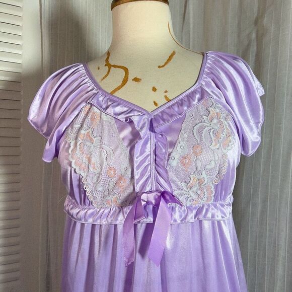 Vintage | Women’s | Pajamas | S | Light Purple Lace Pajamas Satin Tunic Nightwea - Picture 2 of 5